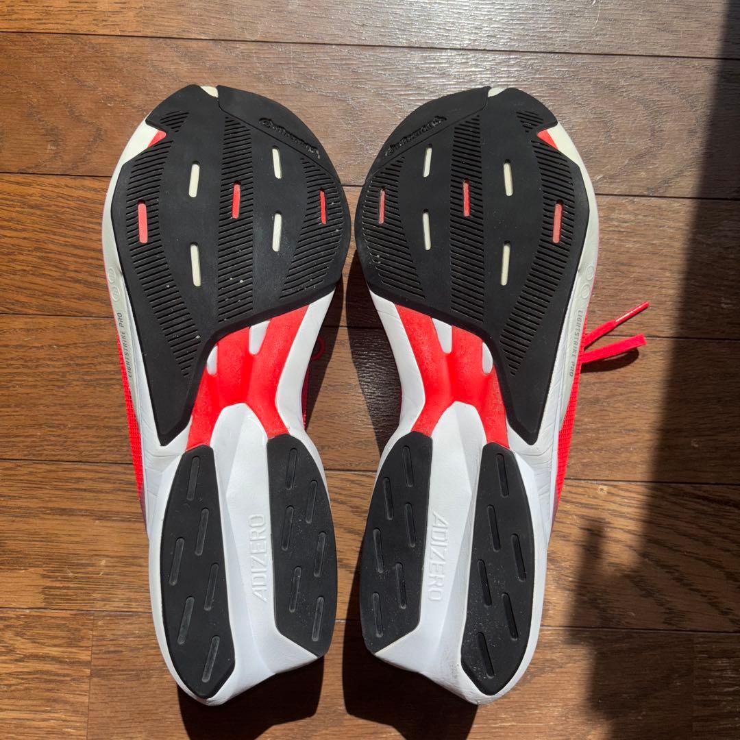Adidasアディゼロジャパン8
