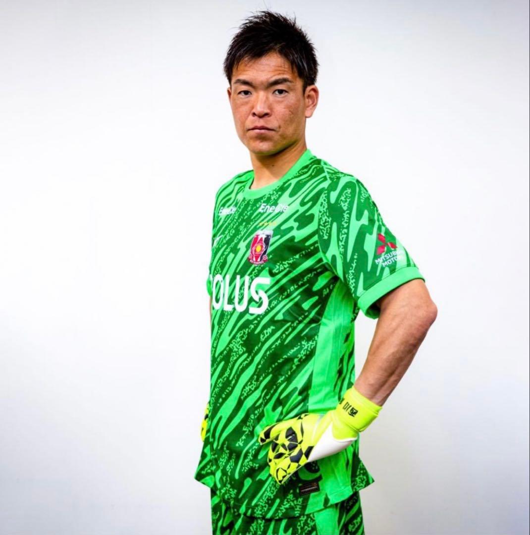 【NIKE】2025 浦和レッズ GKレプリカユニフォーム 大人用サッカー3XL