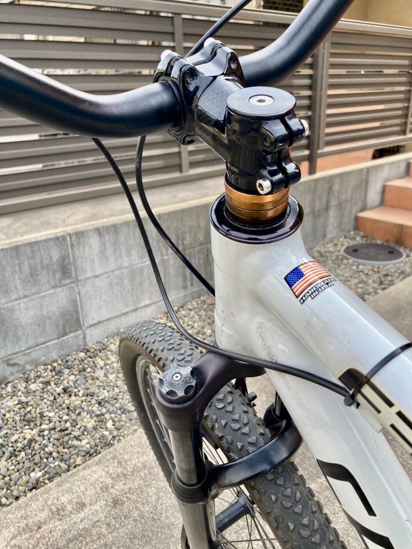 USA製キャノンデール　F300 bluelug ブルーラグcannondale
