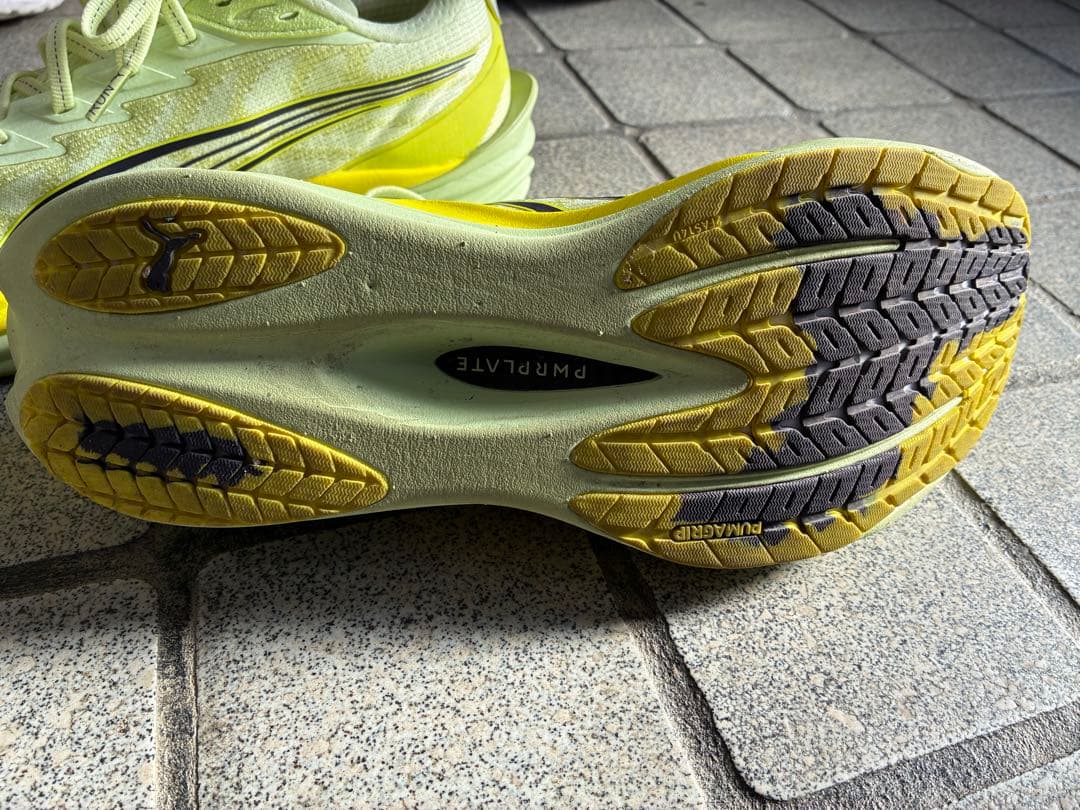 Puma ディヴィエイト　ニトロ4 27.0センチ