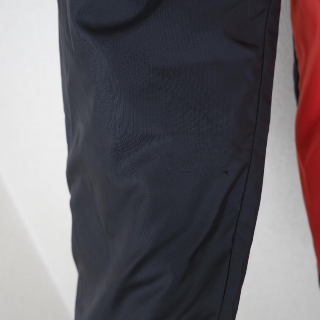 G9675*プーマ☆中綿☆ベンチコート☆150☆ブラック☆黒赤☆キッズ☆サッカー