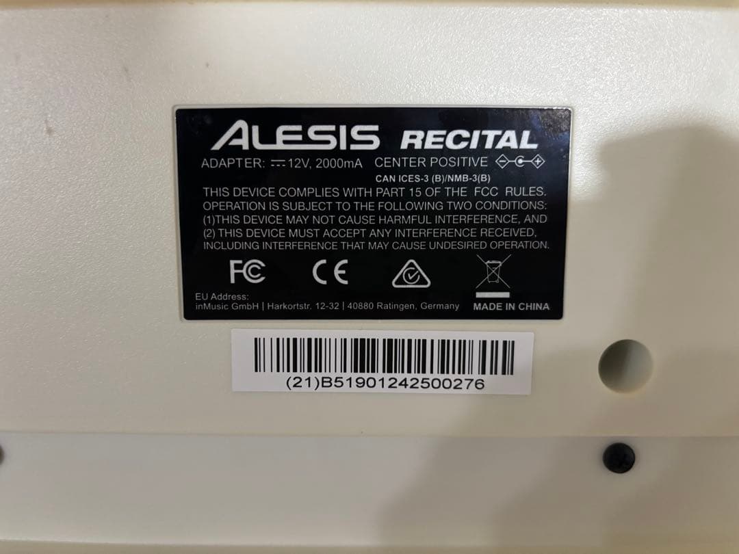 ALESIS RECITAL 電子ピアノ　88鍵盤