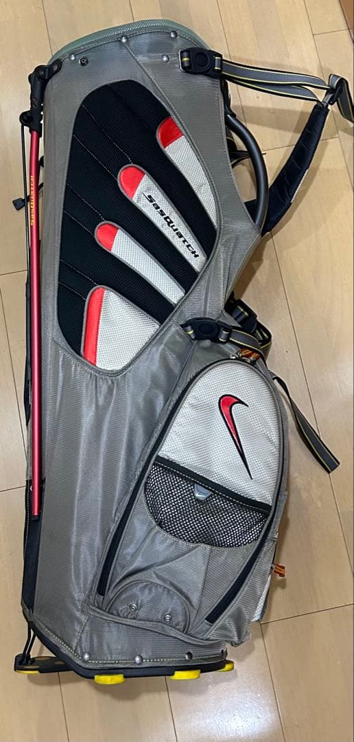Nike SasQuatchゴルフバッグ・キャディバッグ