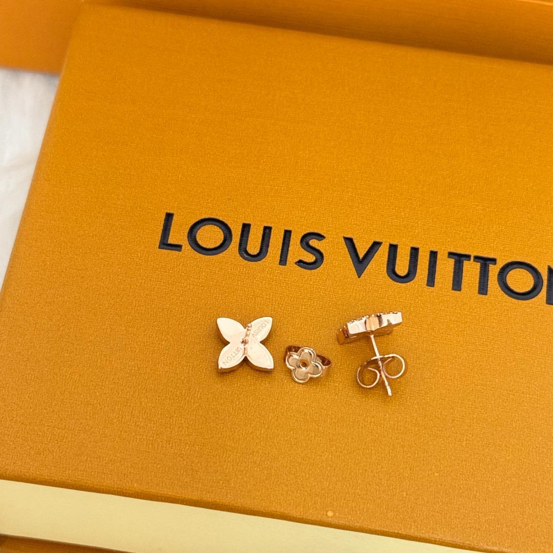 L-o-u-is V-ui-tto-n ピアス ブロッサム ダイヤモンド