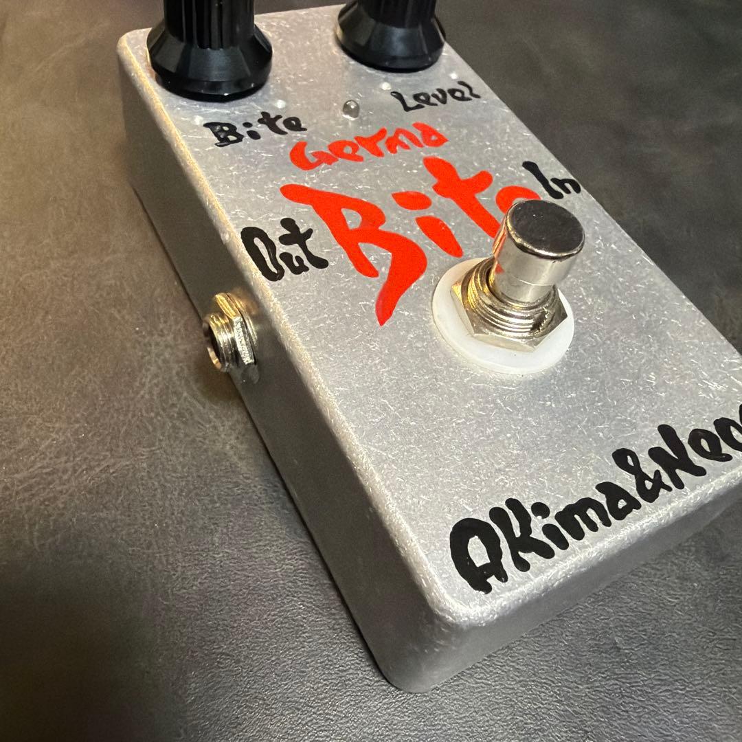 Akima&Neos Germa Bite FUZZエフェクター