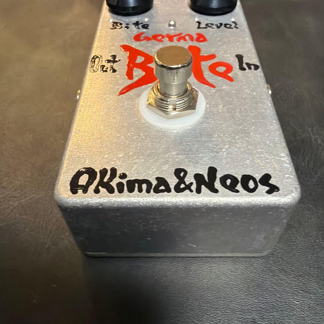 Akima&Neos Germa Bite FUZZエフェクター