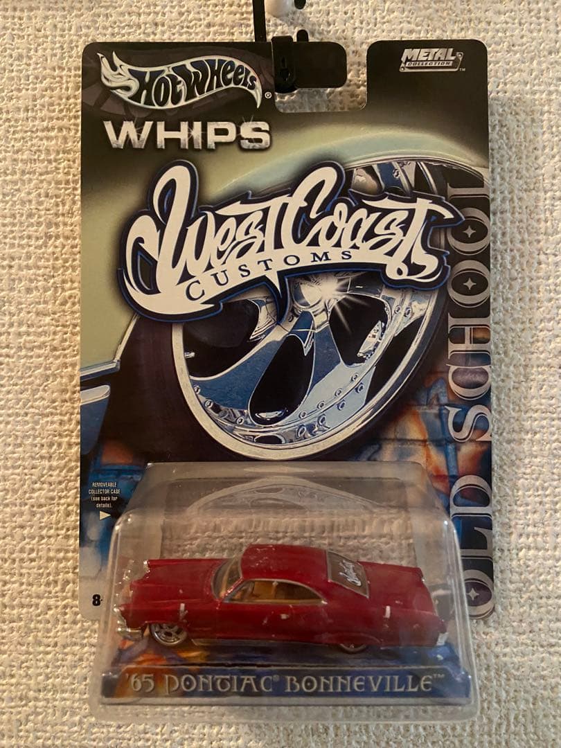 ホットウィール '65 Pontiac Bonneville ローライダー