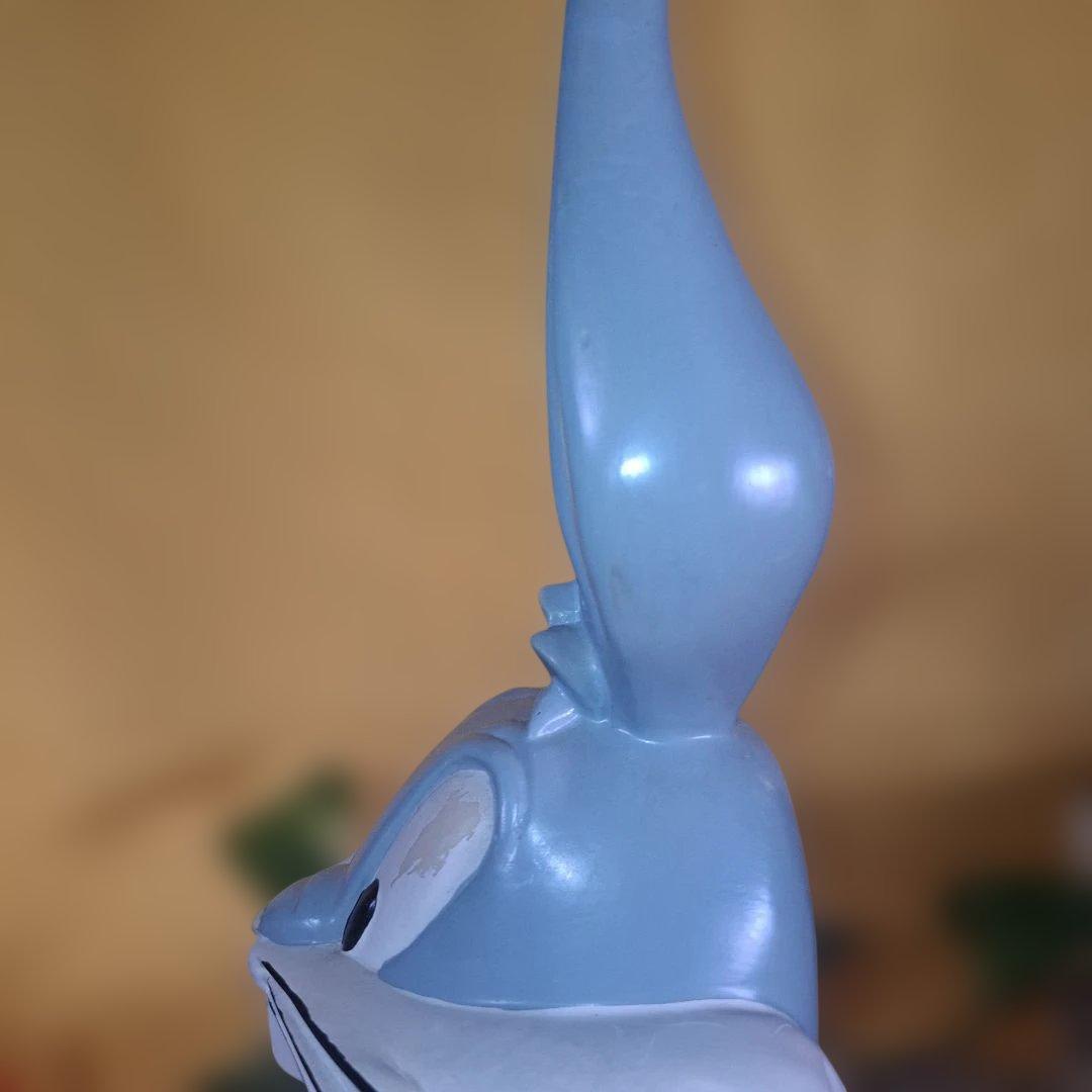 バックスバニー 置物 約34cm 海外購入品