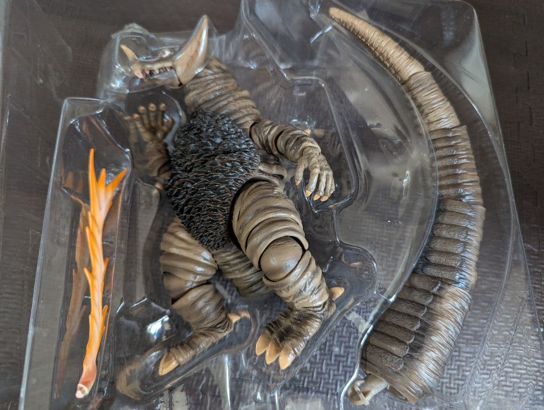 ウルトラアクト　ゴモラ