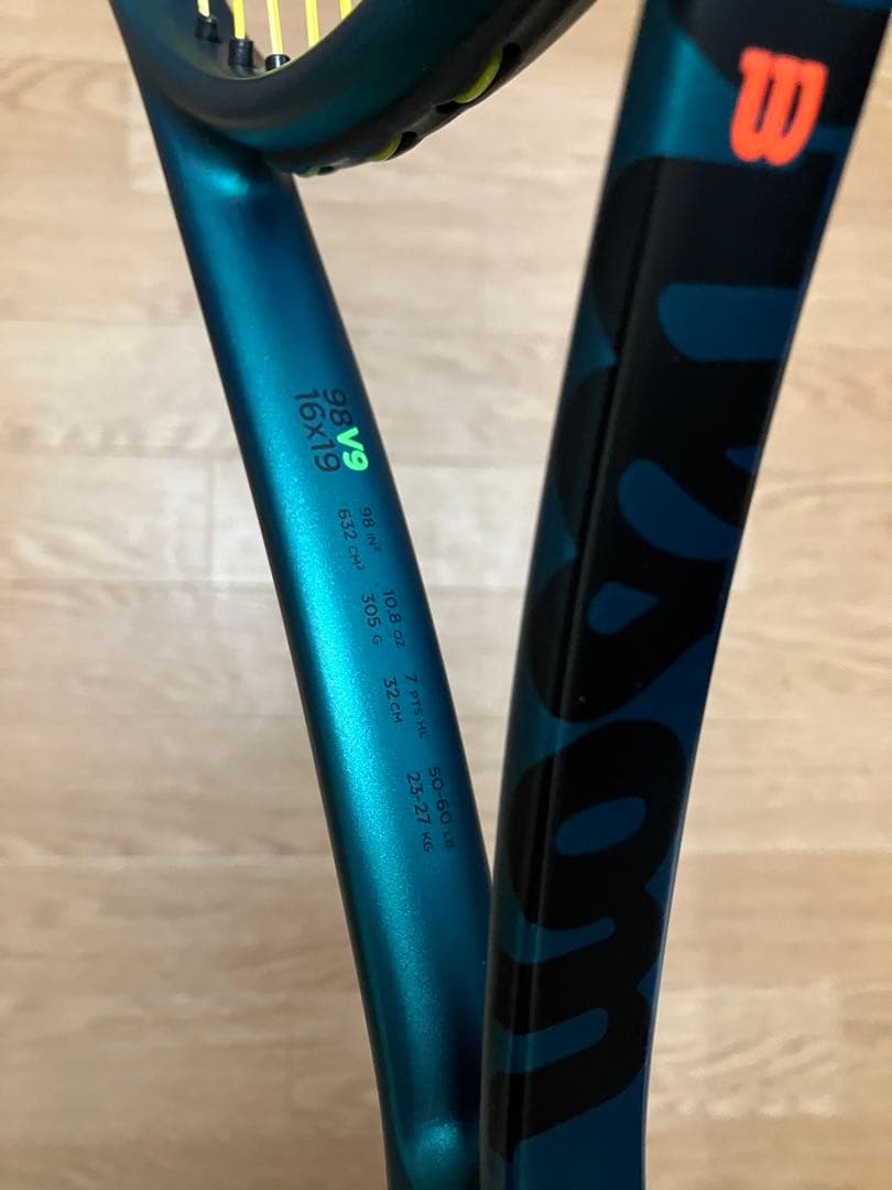 ウィルソン ブレード98 V9 16×19 G2 テニスラケット Wilson