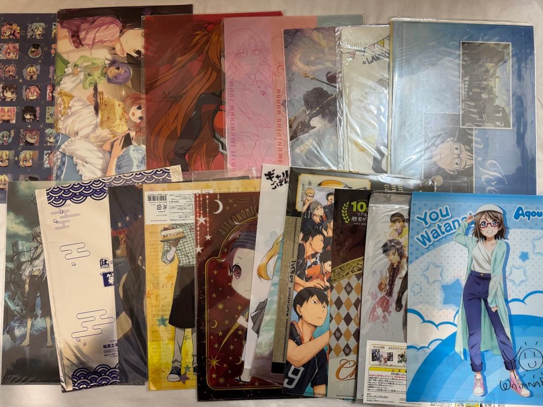 アニメ、ゲーム系　クリアファイル　３００枚以上まとめ売り　ラブライブ　ゴジラ