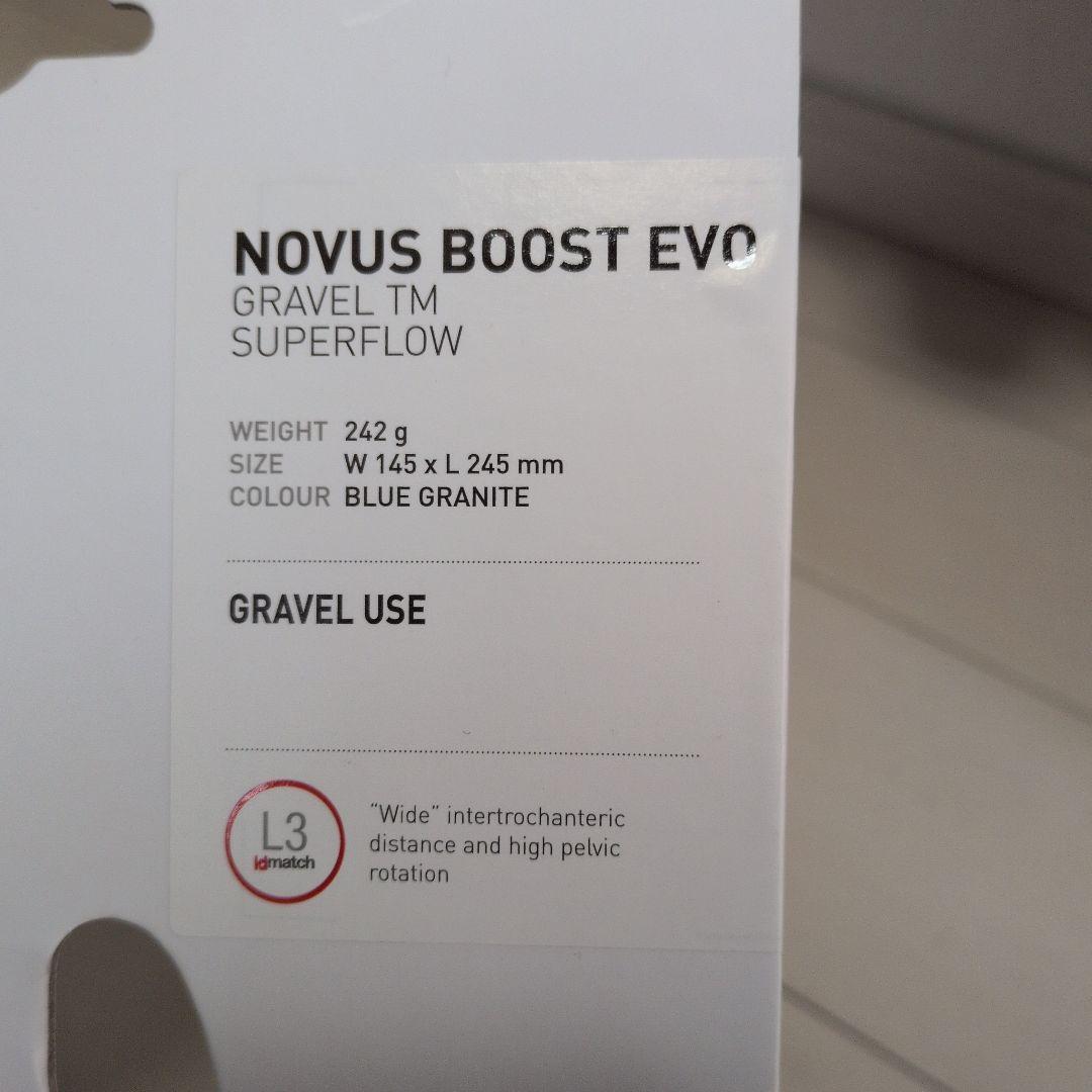 Selle Italia Novus Boost EVOグラベル ネイビー