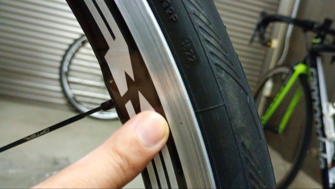 wh-rs81-c35 P ZERO RACE 4S 26ｃシマノ11s