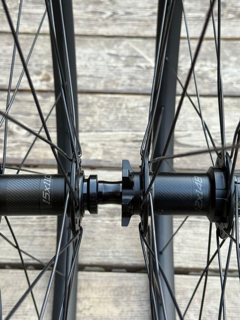 MTB Boost規格 チューブレスレディホイールセット