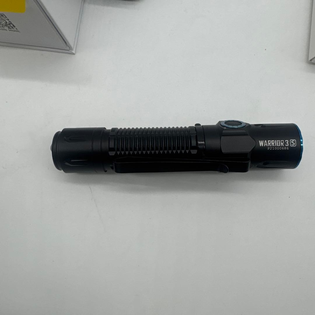 竹*鶴様 OLIGHT warrior3 オーライト