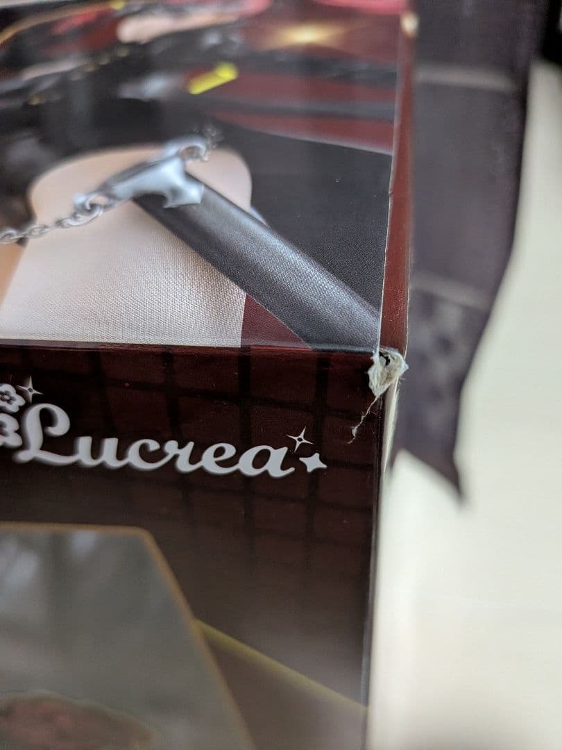 美品　芳澤かすみ ペルソナ5ロイヤル Lucrea ルクリア フィギュア