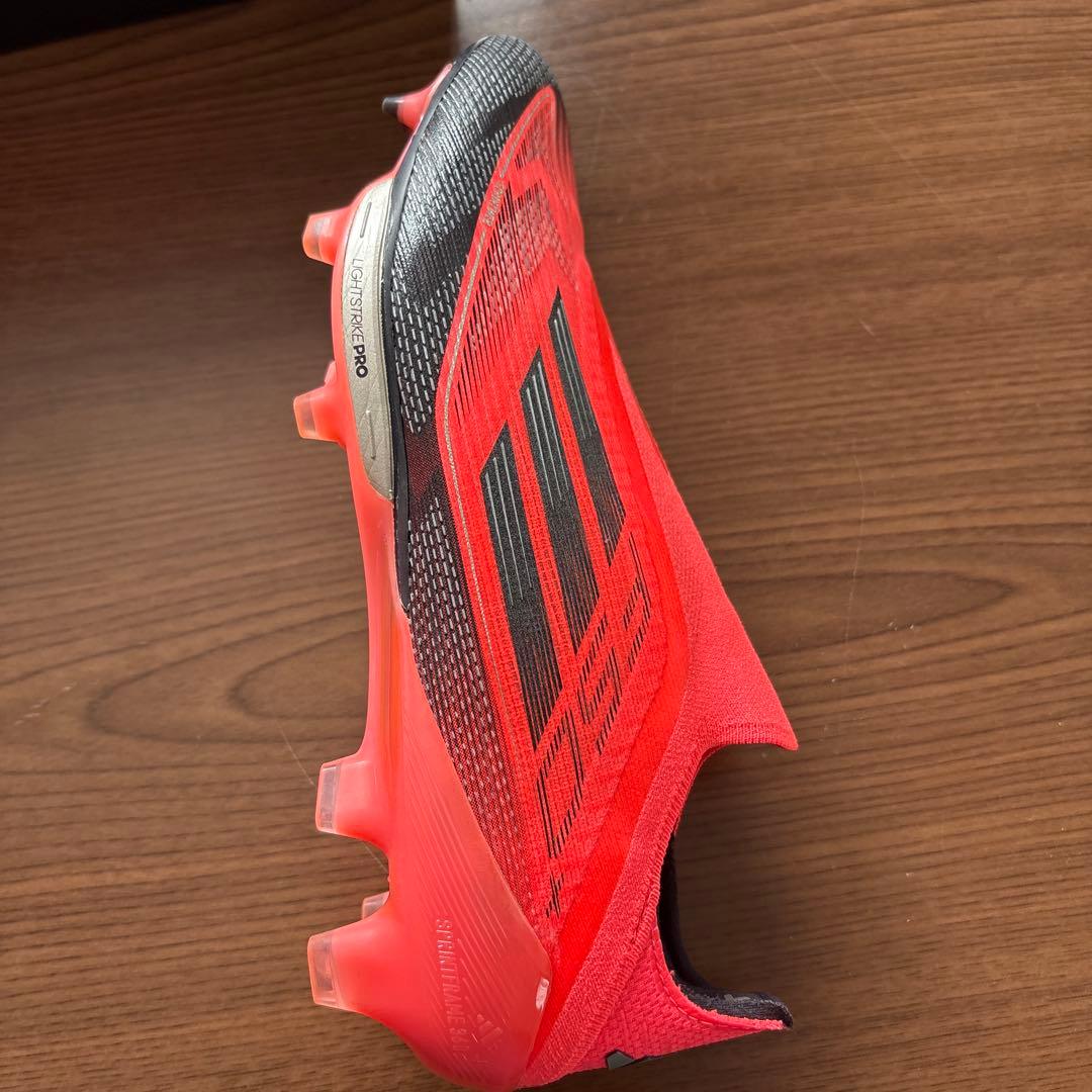 シューズ f50+ 25cm