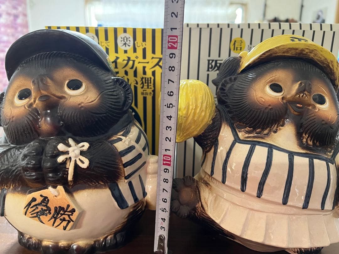 信楽焼　信じて楽しい　阪神タイガース　優勝お願い狸　必勝応援チアガール狸　ペア