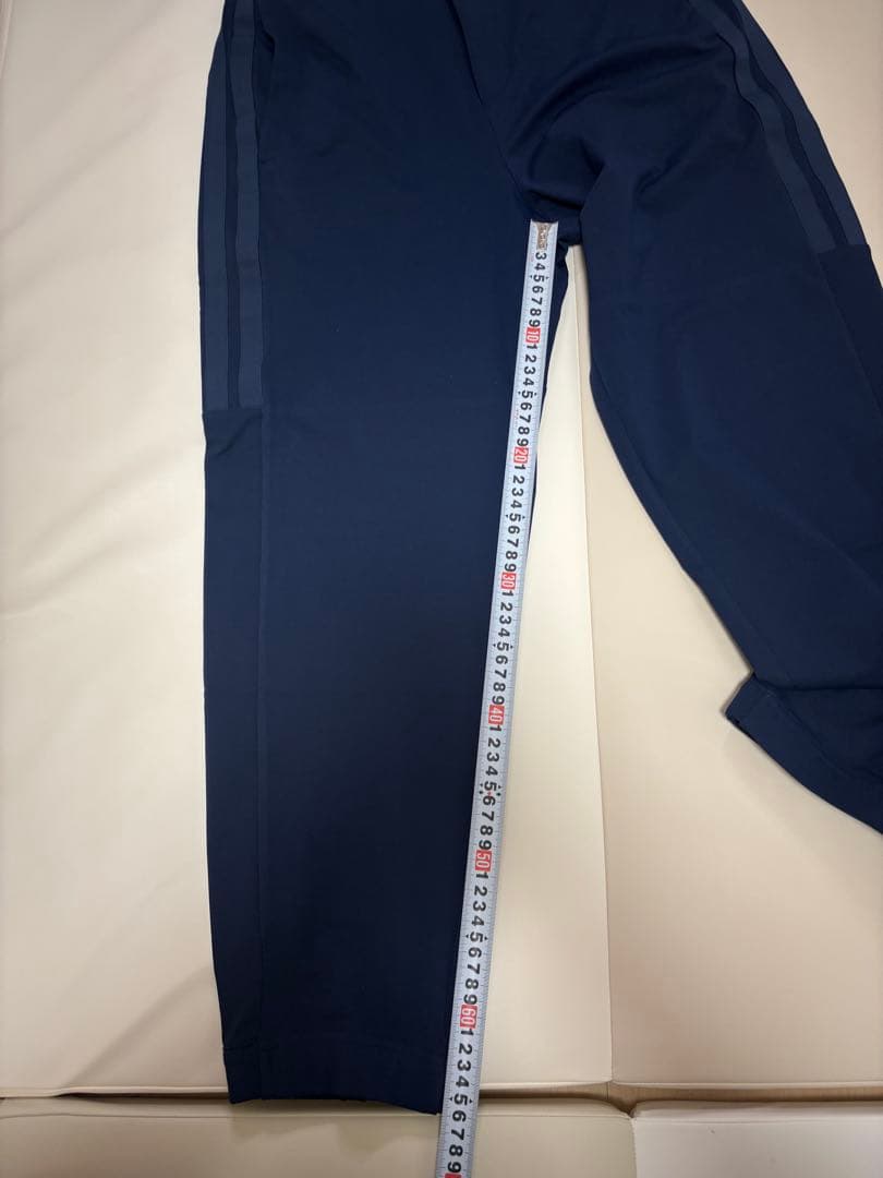 adidas レギュラーフィット テーパードパンツ M ネイビー