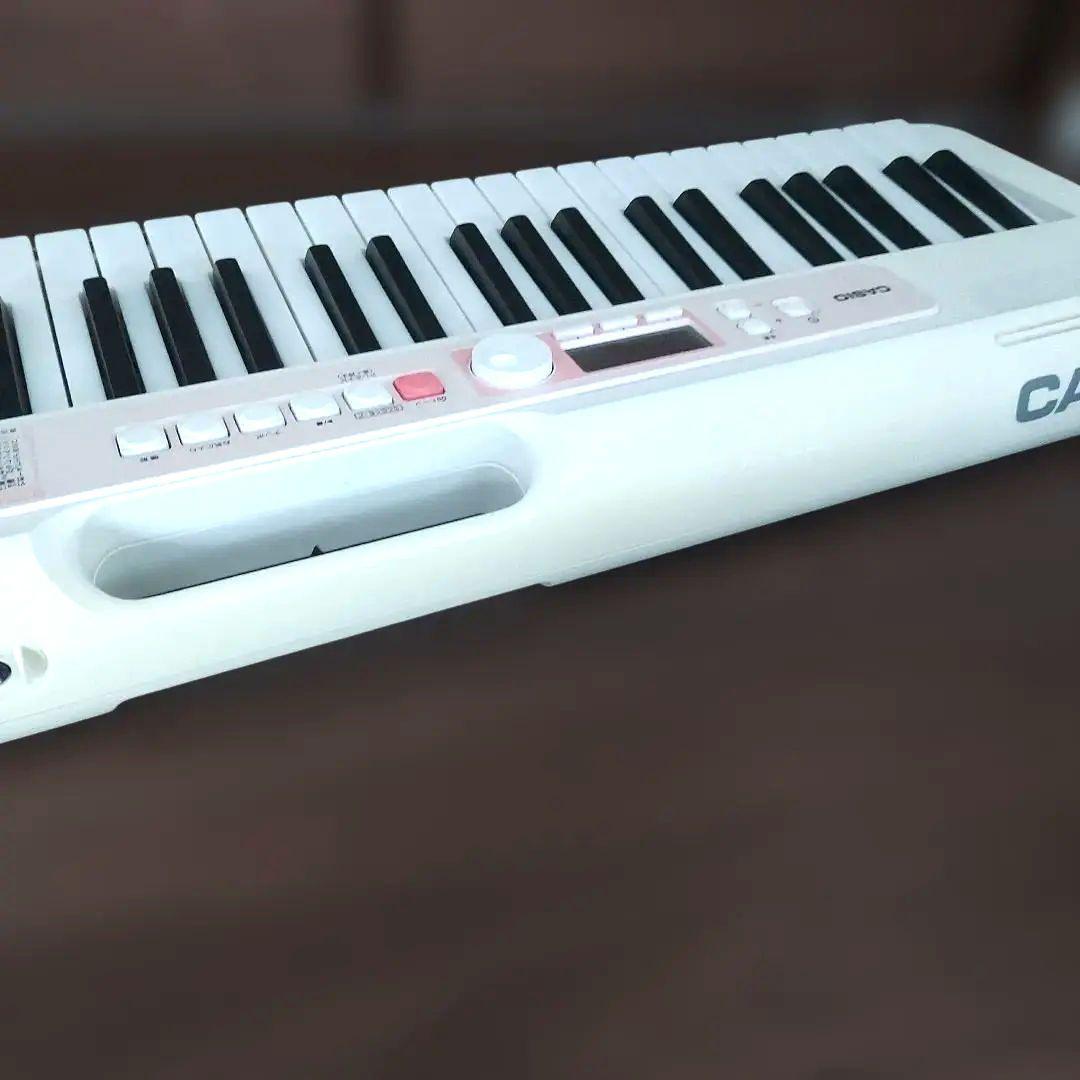 CASIOトーン【LK-320】光ナビゲーションキーボード