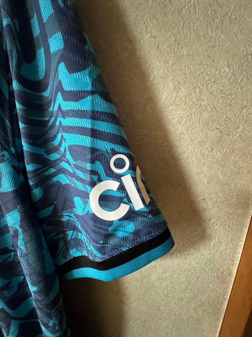 22/23 season トッテナム 3rd Kit クルゼフスキ