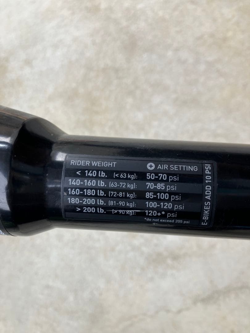 ROCKSHOX サスペンションフォーク judy ジュディ　フロントフォーク