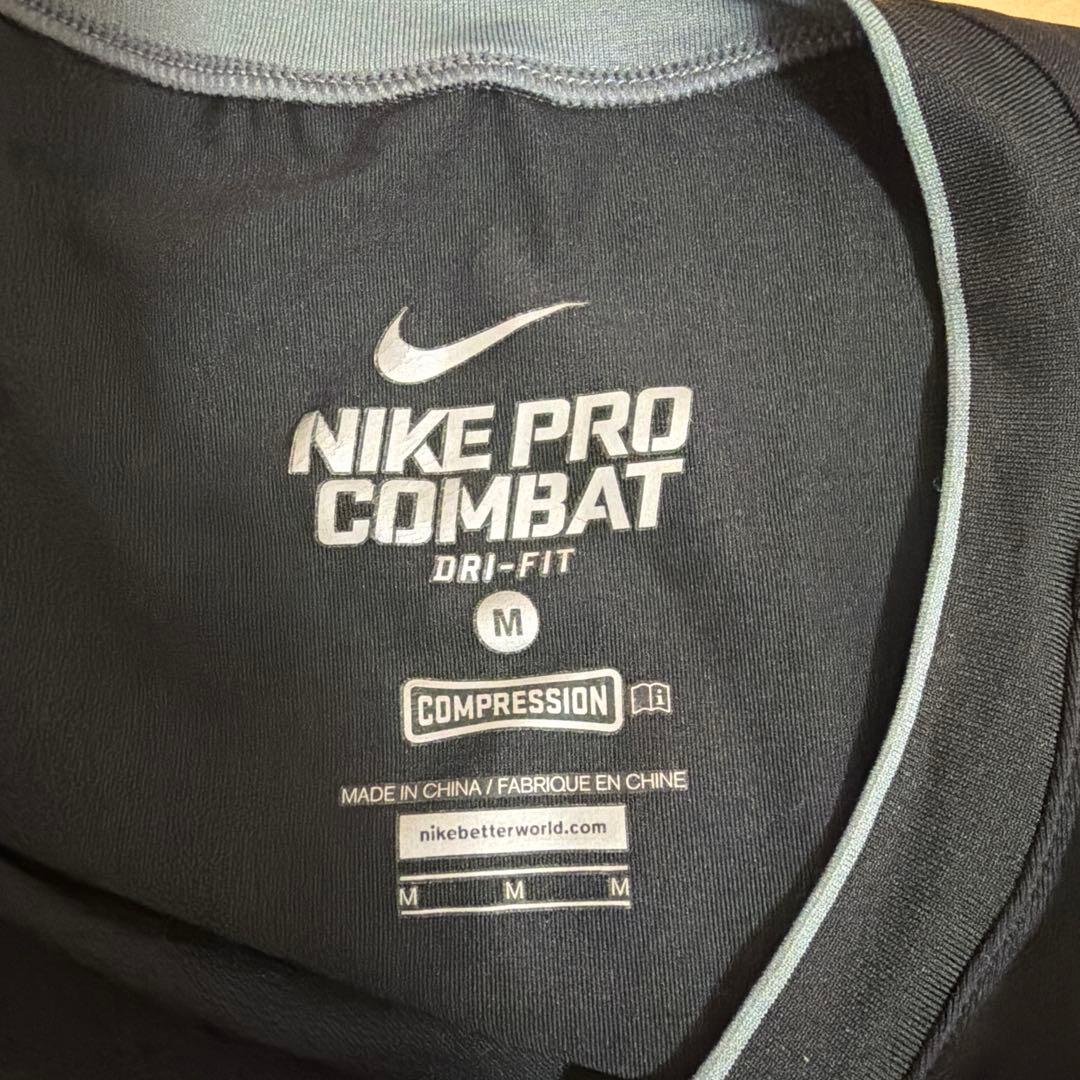 ナイキプロコンバット　パッド入りノースリーブ