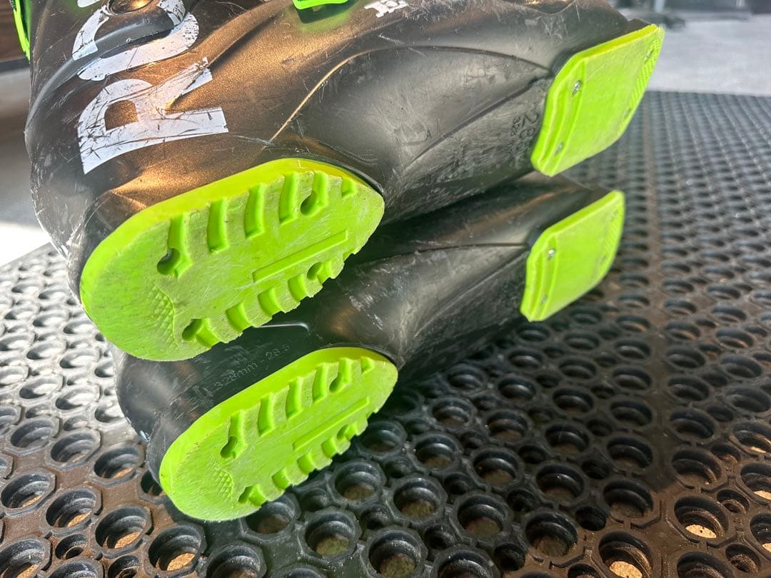 ROSSIGNOL 70evoスキー用ブーツ