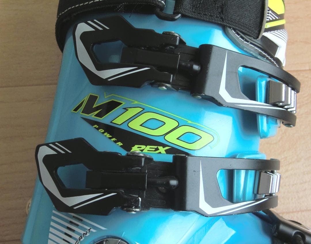 ■■送料無料■レクザム■POWER REX M100■スキーブーツ■23.5㎝■
