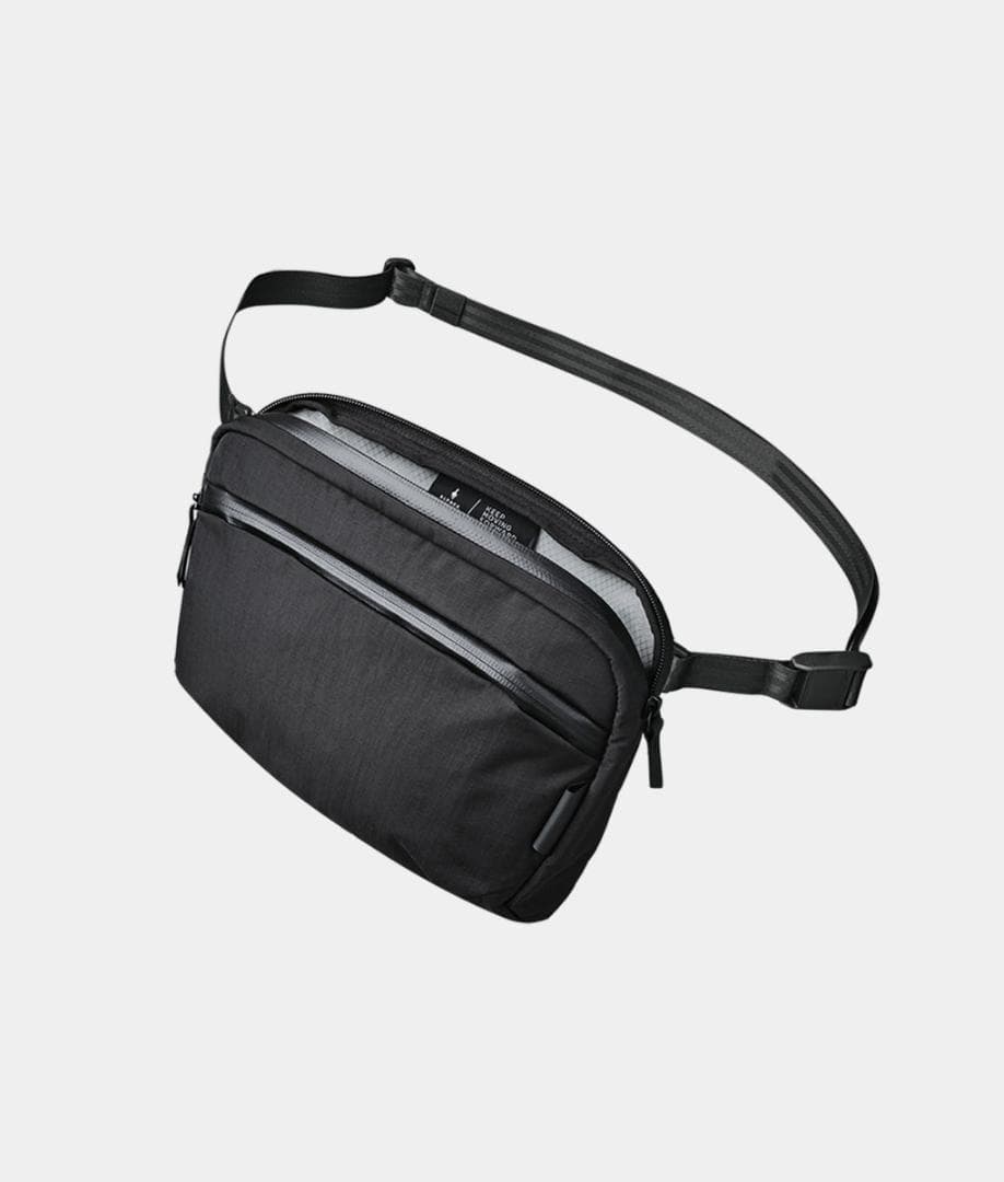 アルパカ　alpaka Flight Sling 2L