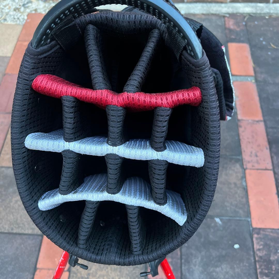 Titleist スタンドバッグ 黒/赤/白 軽量スタンドキャディバック