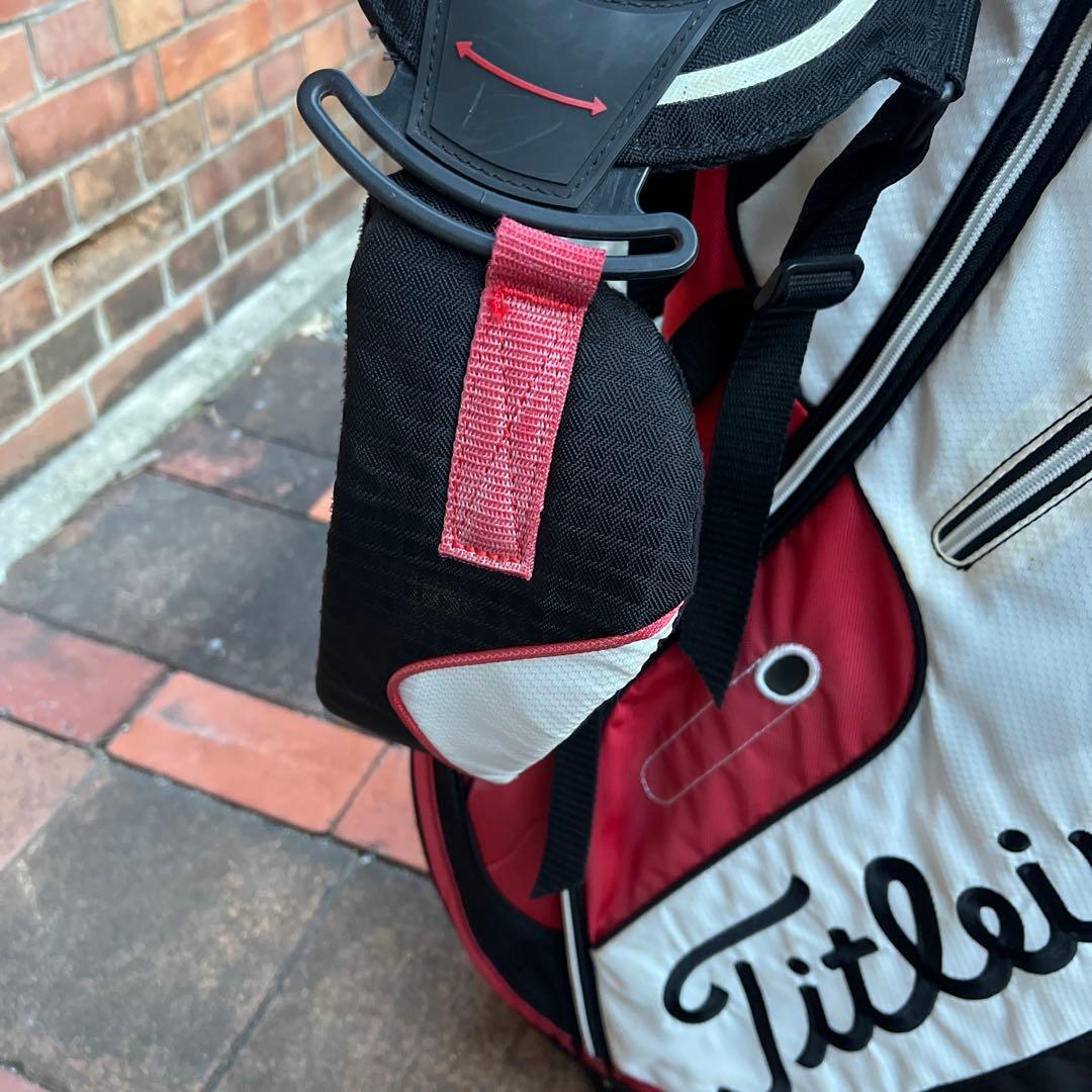 Titleist スタンドバッグ 黒/赤/白 軽量スタンドキャディバック