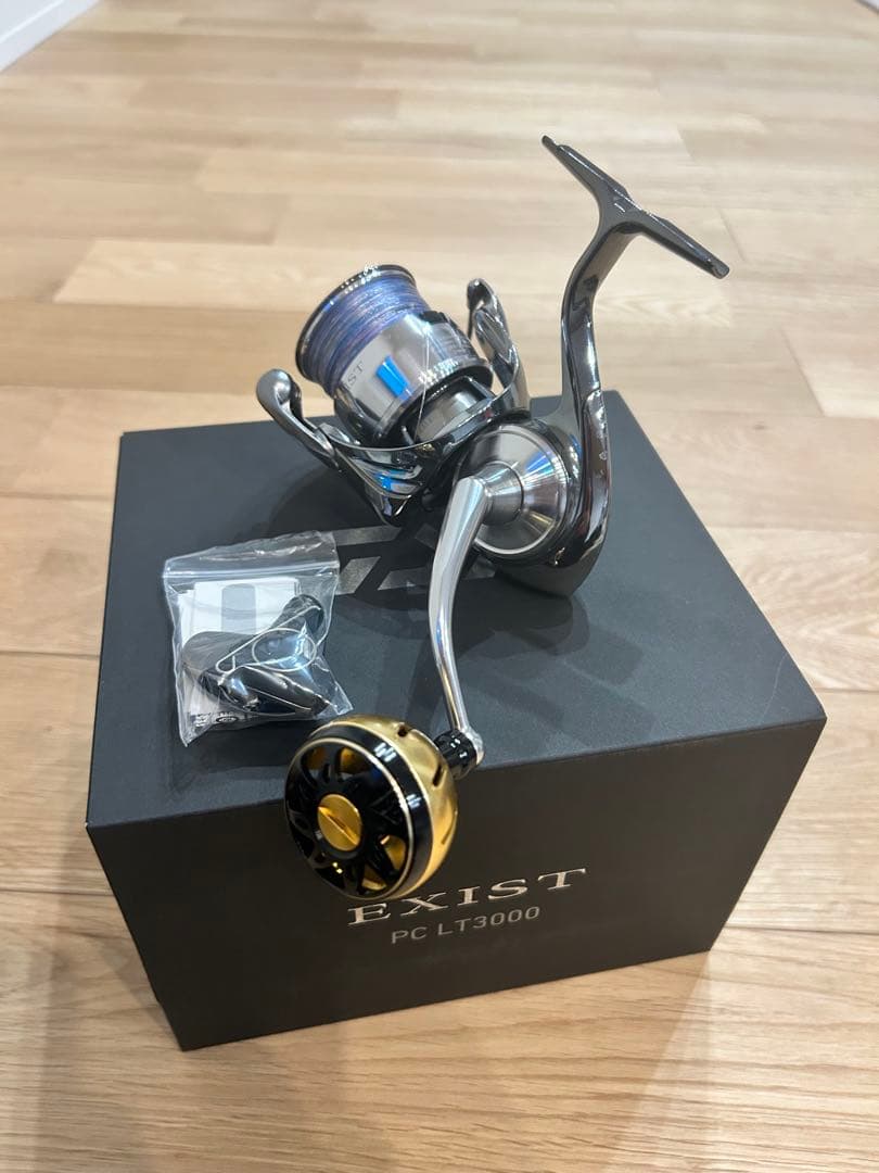 EXIST PC LT3000 スピニングリール