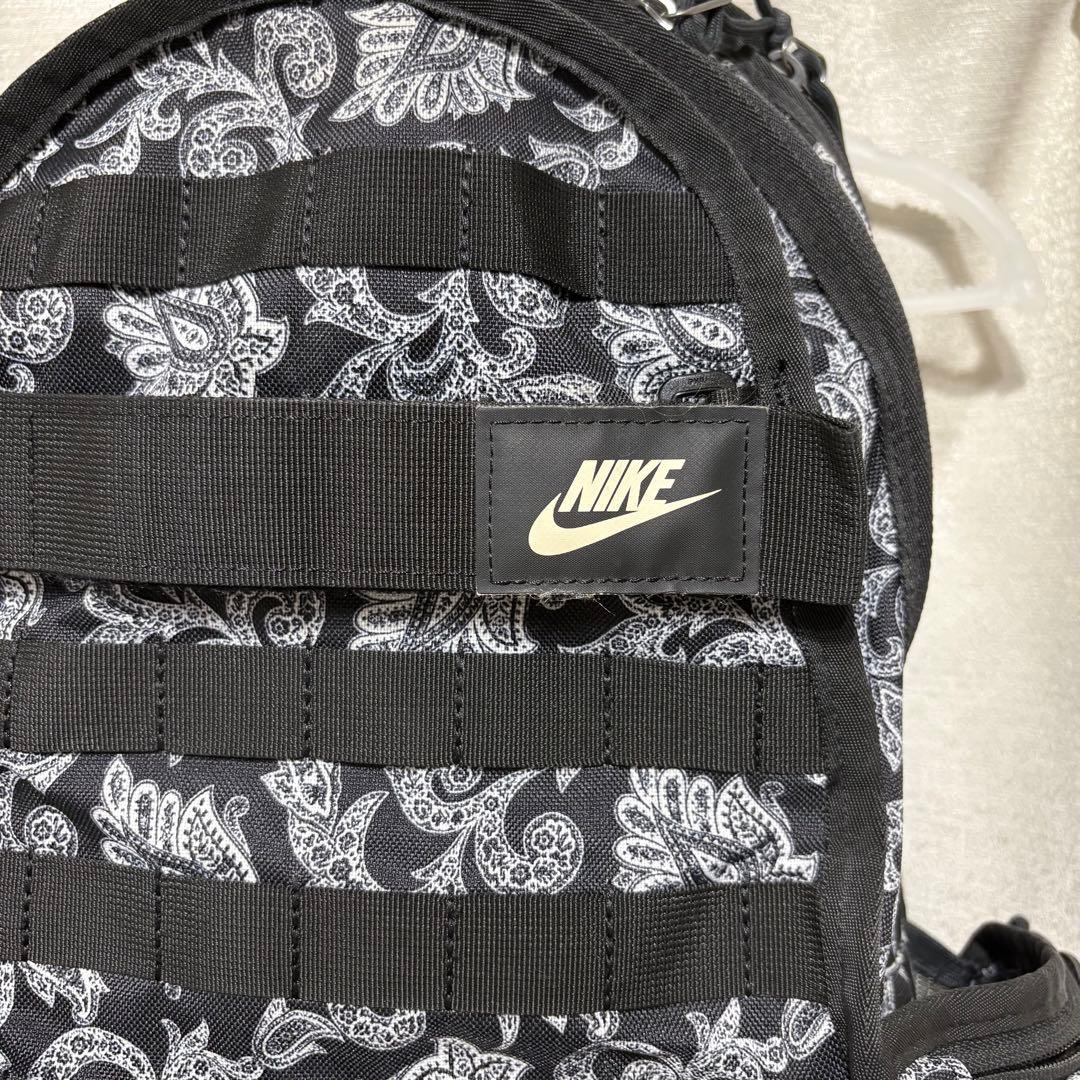 NIKE SBシリーズ　バックパック　ペイズリー　リュック