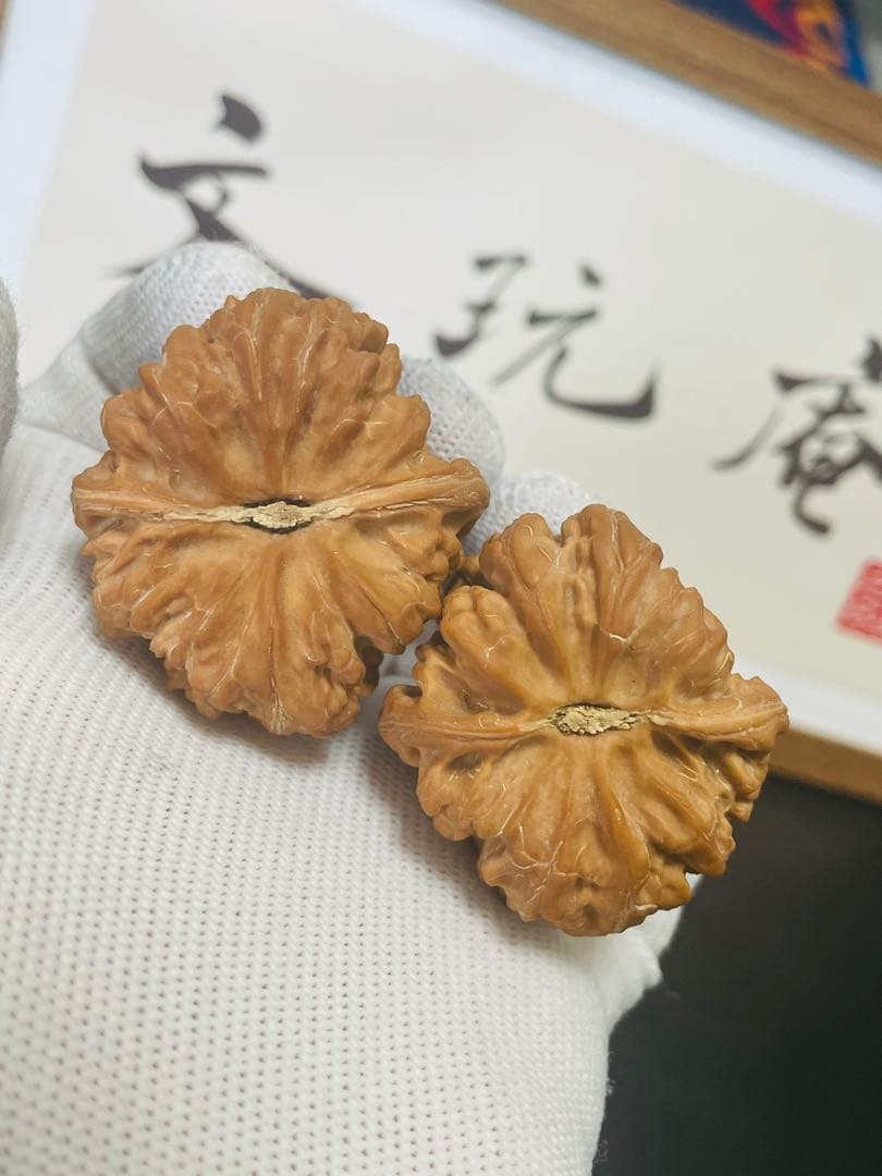 新入荷❤️No.670❤️文玩くるみ（文玩核桃） 平谷凹底