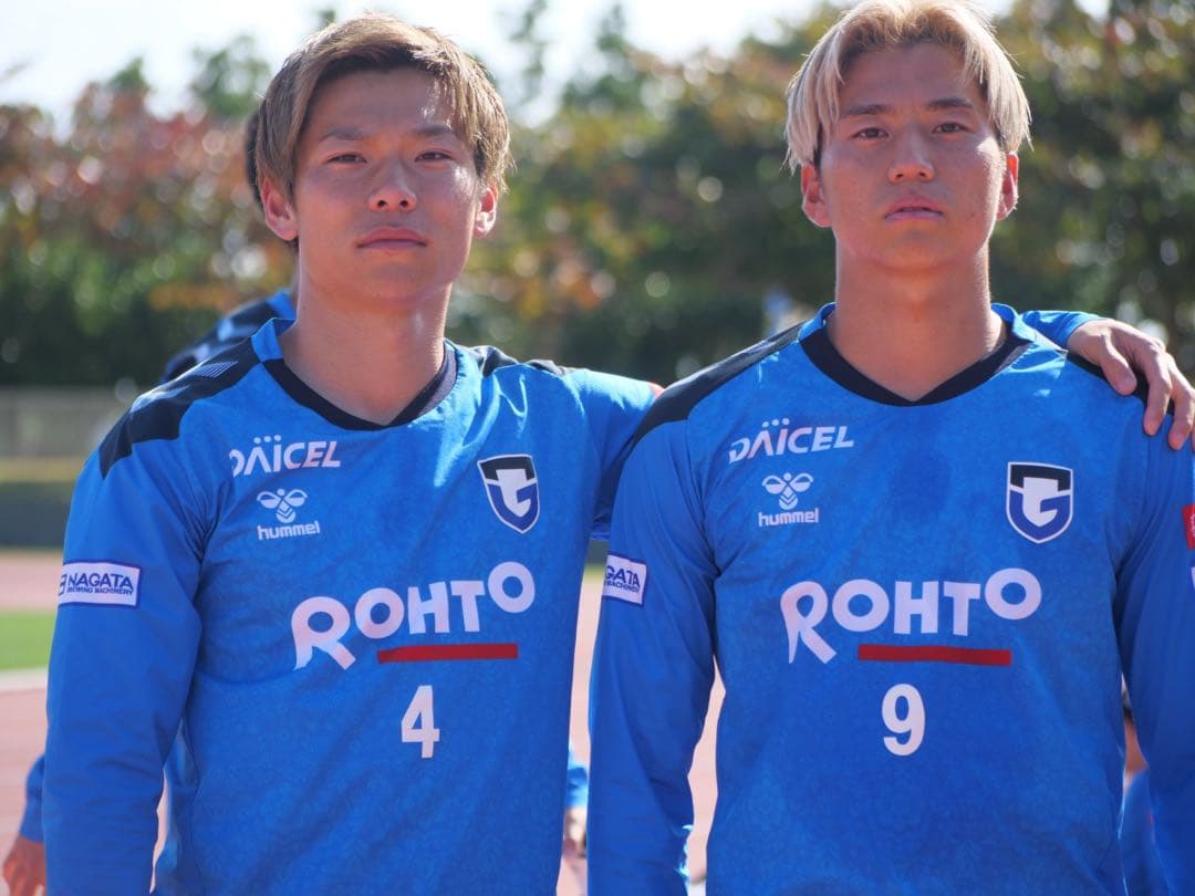 サッカー ガンバ大阪 2024　半袖　支給品　練習着　トレーニングウェア