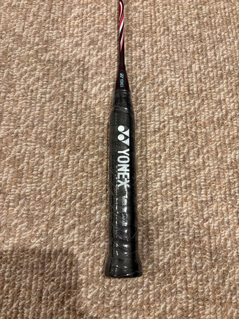 YONEX バドミントンラケット　アストロクス100ZZ（4U5）