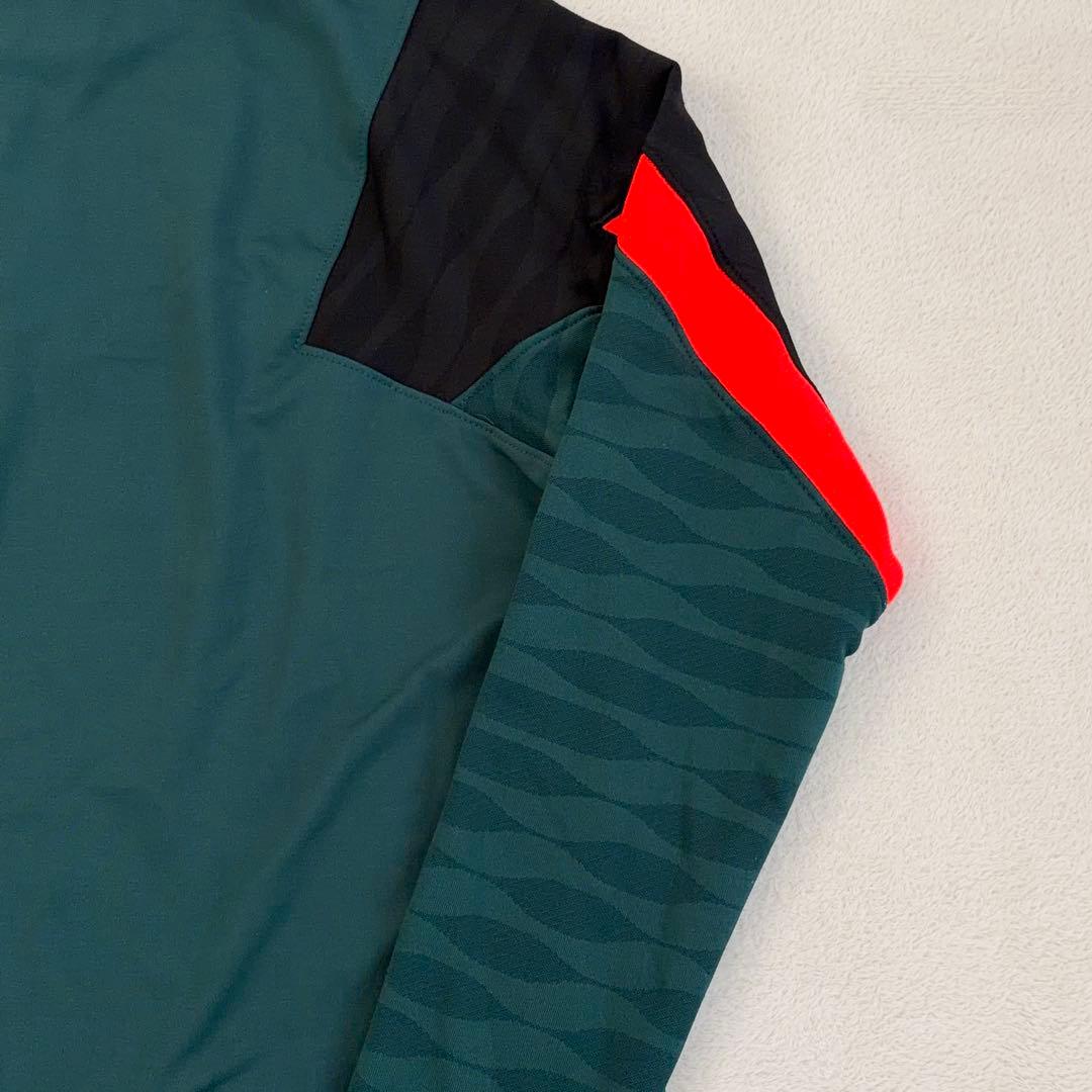 美品【NIKE】リバプール 21/22公式 ハーフジップ サッカーウェア 緑 M