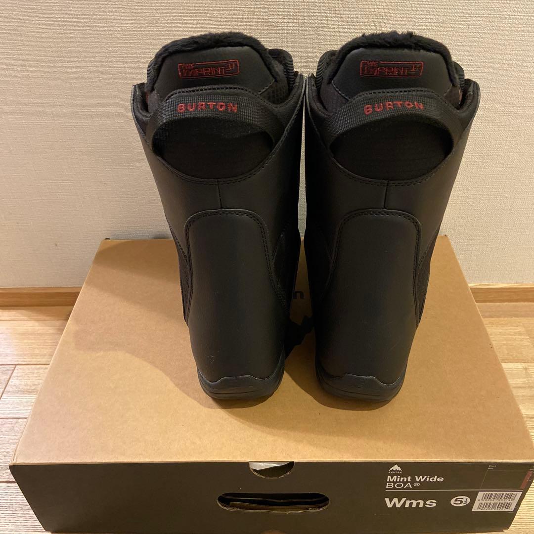 Burton Mint Wide BOA 女性用スノーボードブーツ