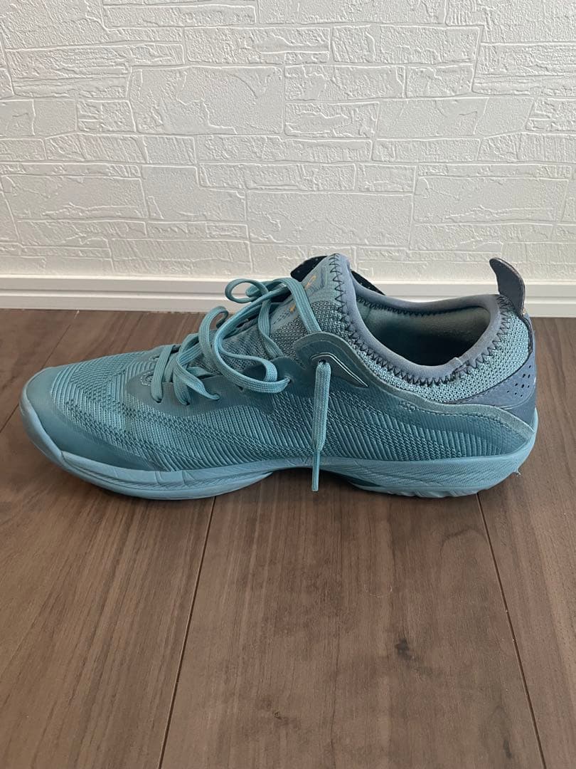 asics GLIDE NOVA FF 3 27.5cm 水色