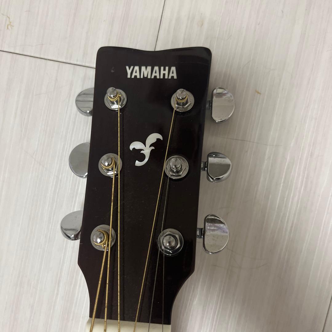 YAMAHA　FS820 アコースティックギター　ケース付き