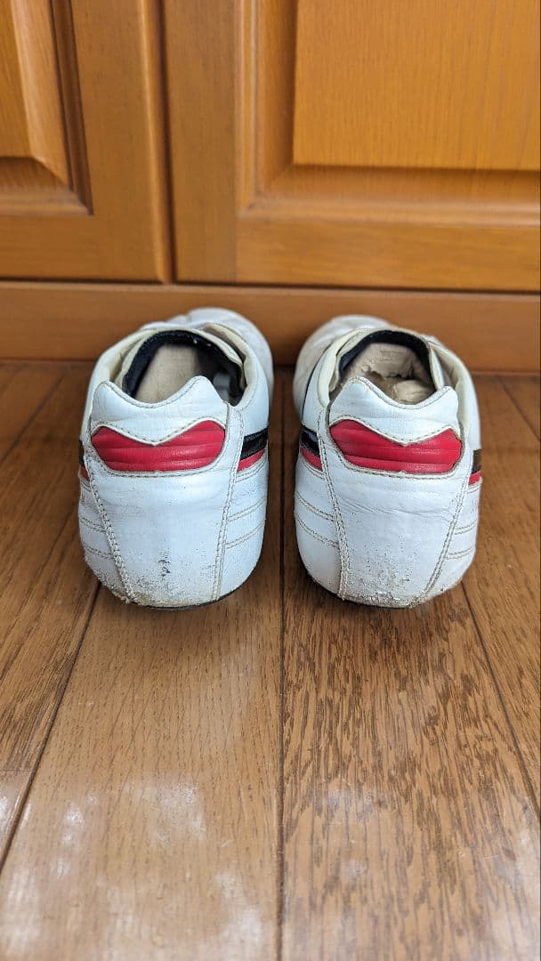ミズノ　モレリア　ショートタン　サッカースパイク　Mizuno Morelia