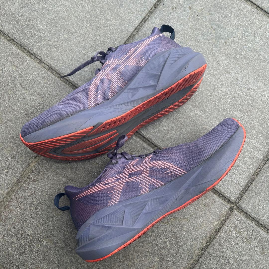 アシックス　asics NOVABLAST5 ノヴァブラスト5
