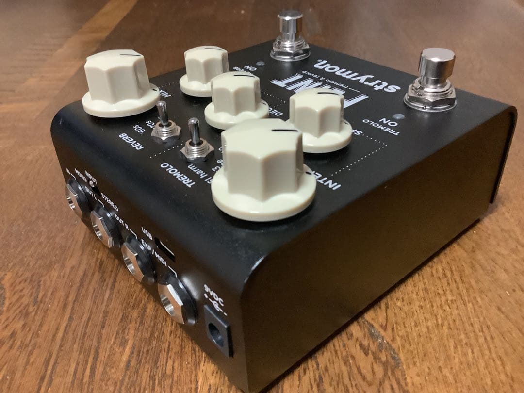 Strymon FLINT v2トレモロ & リバーブ
