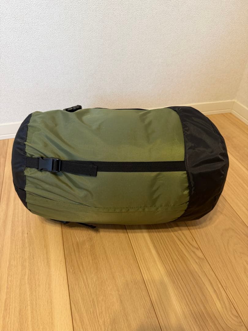 さぁ☆新品☆Alpen Outdoors Comfort 5 寝袋２つ