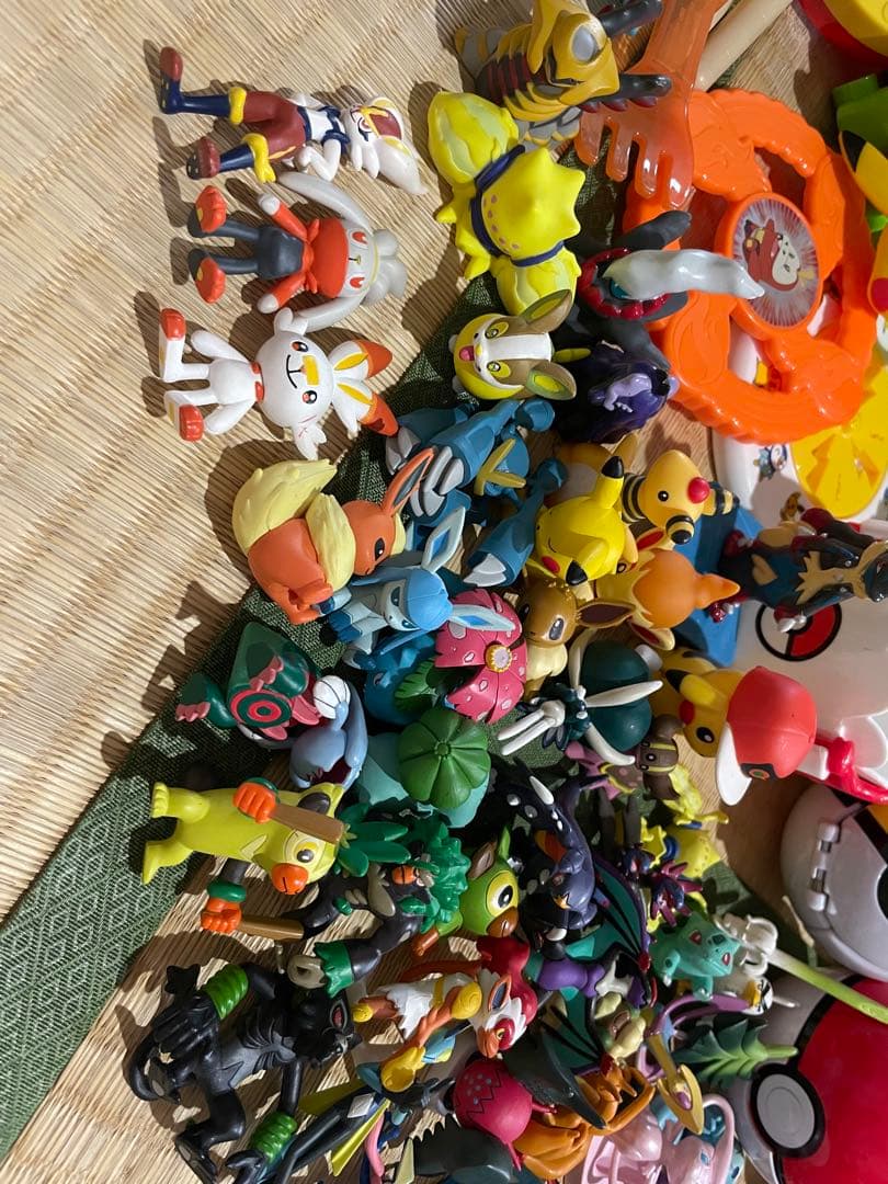 ポケモン大量まとめ売り　キャラクター　ポケットモンスター　モンコレ