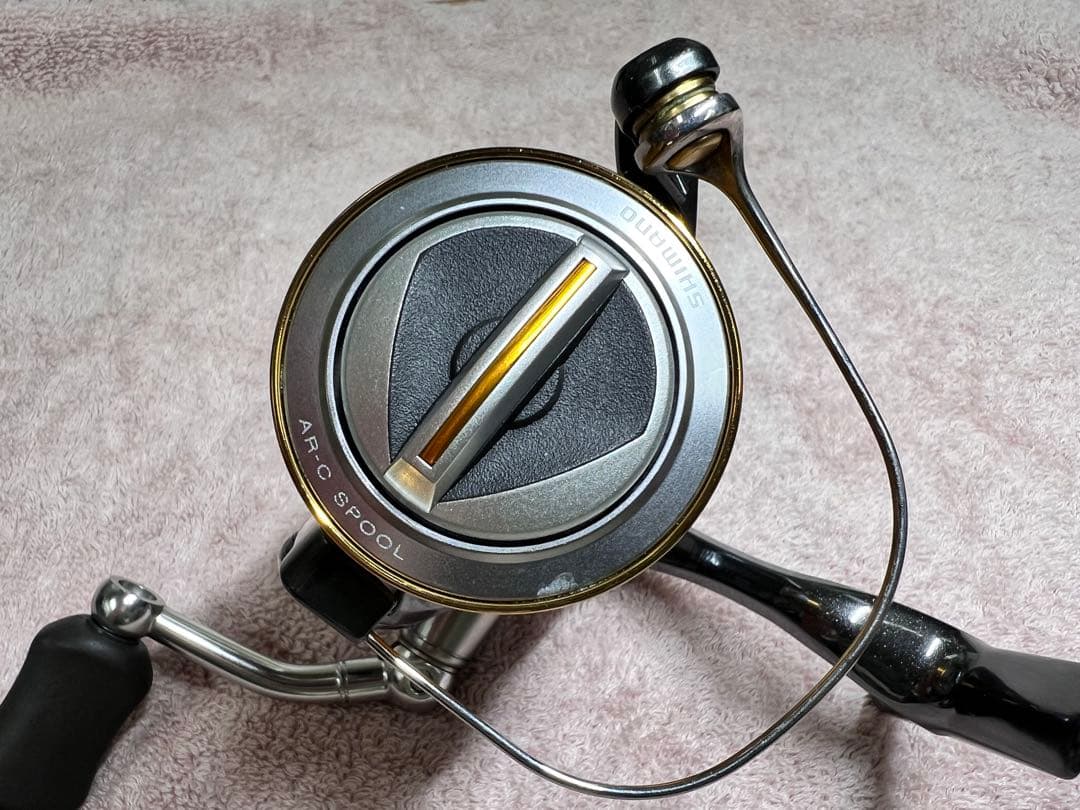 STELLA 2500S スピニングリール