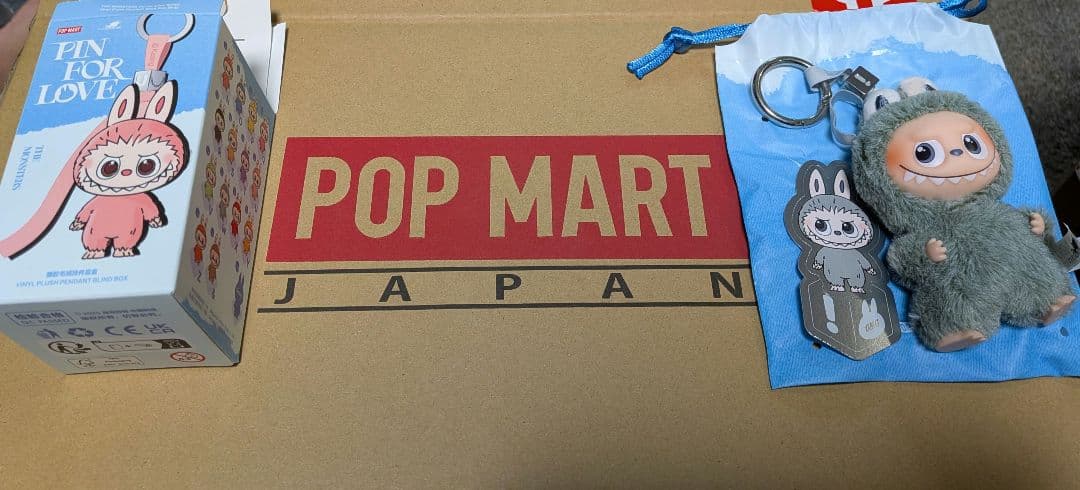 p*i様 POP MART Labubu ラブブ イニシャル シークレット !