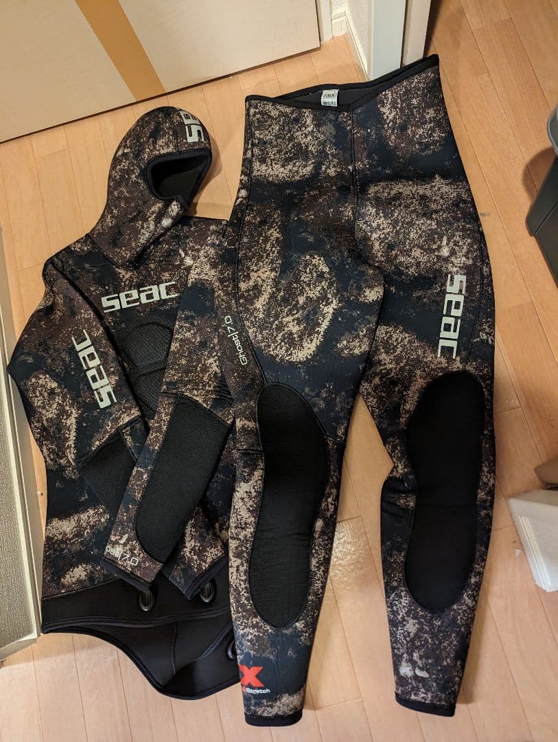 SEACのウエットスーツ上下セット厚さ7ミリ3XL