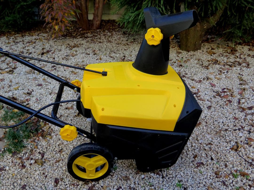 ハイパワー電動除雪機 1500W 女性に扱いやすい除雪機 Ex1600win